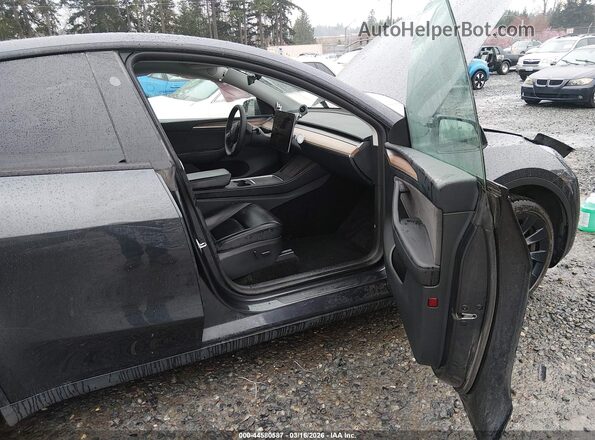 7SAYGDEE7SF247825 2025 TESLA MODEL Y Gray წინა სალონის ხედი