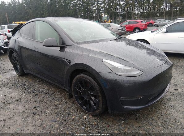 7SAYGDEE7SF247825 2025 TESLA MODEL Y Gray წინა მარჯვენა