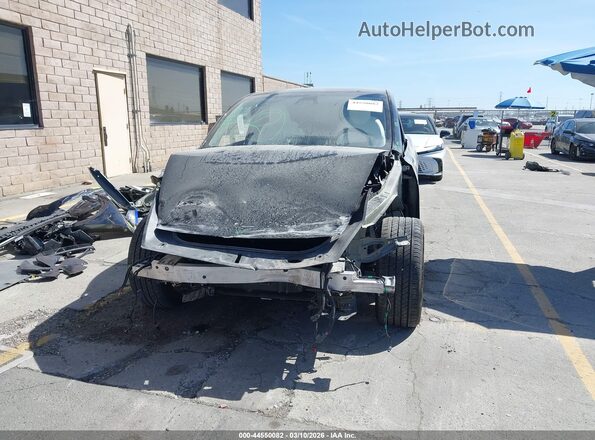 7SAYGDEE7TF374589 2026 TESLA MODEL Y Black Vista interior trasera