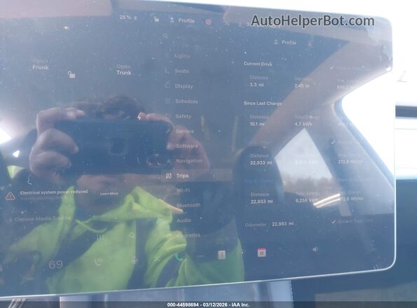 7SAYGDEE8PA210870 2023 TESLA MODEL Y Gray Вид задніх сидінь