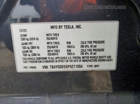 7SAYGDEE8PA211064 2023 TESLA MODEL Угольный Панорамный вид салона 360°