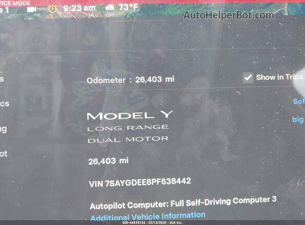 7SAYGDEE8PF638442 2023 TESLA MODEL Y Gray Widok tylnych siedzeń