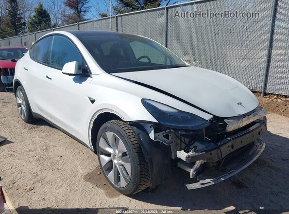 7SAYGDEE8PF865808 2023 TESLA MODEL Y White Delantero derecho