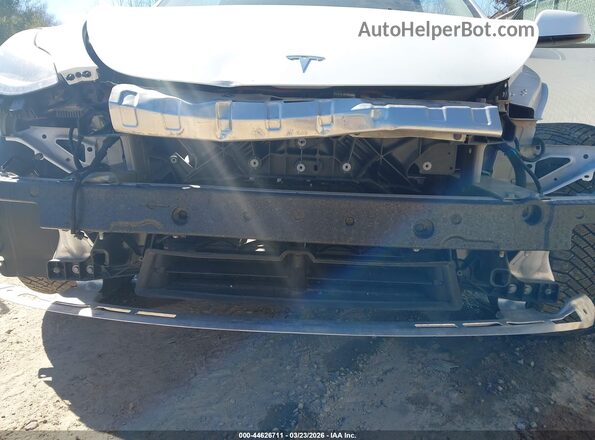 7SAYGDEE8PF865808 2023 TESLA MODEL Y White Vista frontal