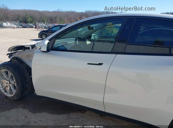 7SAYGDEE8PF865808 2023 TESLA MODEL Y White 