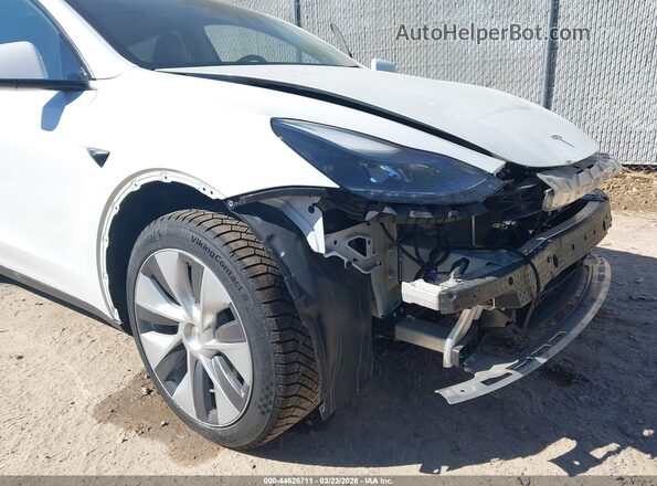7SAYGDEE8PF865808 2023 TESLA MODEL Y White 