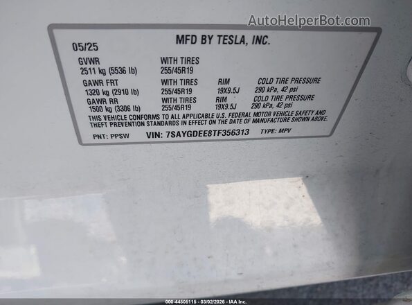 7SAYGDEE8TF356313 2026 TESLA MODEL Y White Engine compartment view