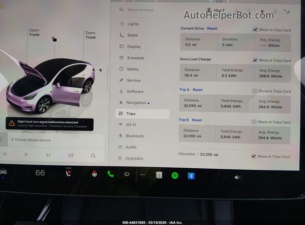 7SAYGDEE9RA249969 2024 TESLA MODEL Y White Vista de los asientos traseros