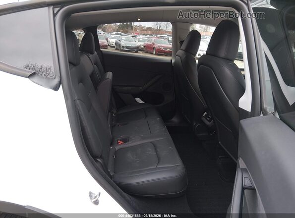 7SAYGDEE9RA249969 2024 TESLA MODEL Y White Vista de la etiqueta del VIN