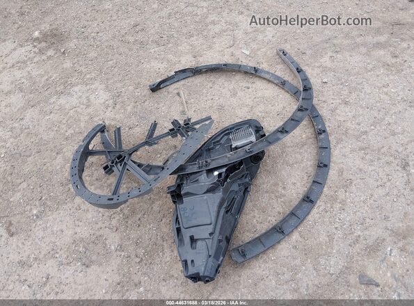 7SAYGDEE9RA249969 2024 TESLA MODEL Y White Vista del cuadro de instrumentos
