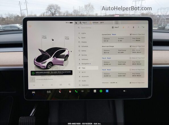 7SAYGDEE9RA249969 2024 TESLA MODEL Y White 