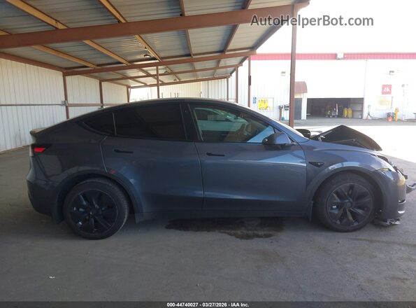7SAYGDEEXPF637180 2023 TESLA MODEL Y Серый Панорамный вид салона 360°