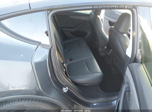 7SAYGDEEXTA409753 2026 TESLA MODEL Y Черный Вид наклейки с VIN-кодом