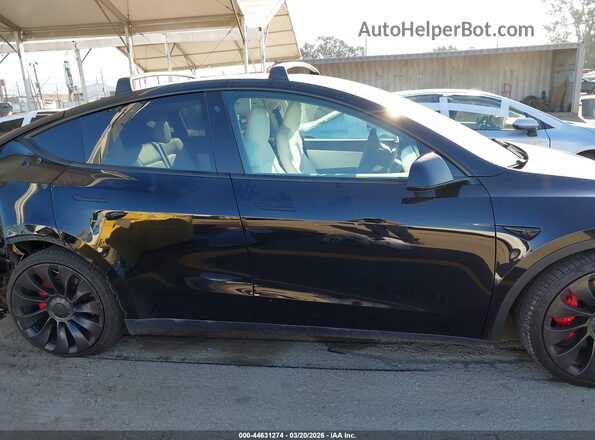 7SAYGDEF1NF392727 2022 TESLA MODEL Y Black ხელსაწყოთა პანელის ხედი