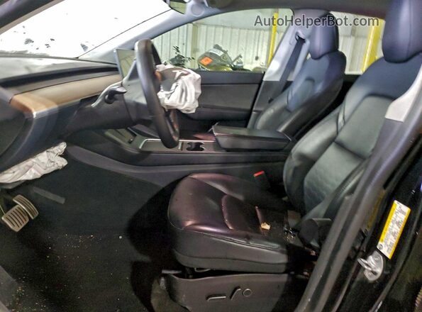 7SAYGDEF1NF469578 2022 TESLA MODEL Black Front interior view