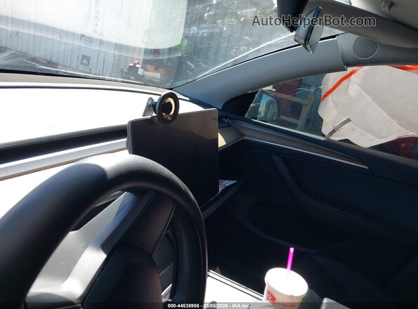 7SAYGDEF1NF535143 2022 TESLA MODEL Y Black სალონის 360-გრადუსიანი ხედი