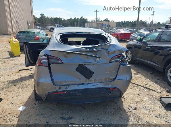 7SAYGDEF3RA294513 2024 TESLA MODEL Y Silver Դիմացի տեսք