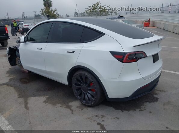7SAYGDEF4PF621341 2023 TESLA MODEL Y White Tył lewy