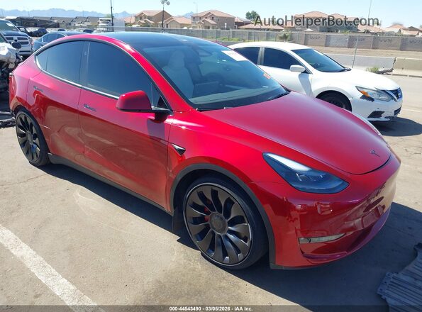 7SAYGDEF9RF101218 2024 TESLA MODEL Y Red Առջևի աջ