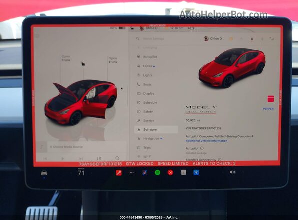7SAYGDEF9RF101218 2024 TESLA MODEL Y Red Հետևի նստատեղերի տեսք