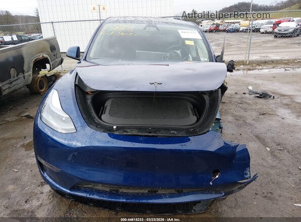7SAYGDEF9RF169843 2024 TESLA MODEL Y Blue Панорамний вид салону 360°