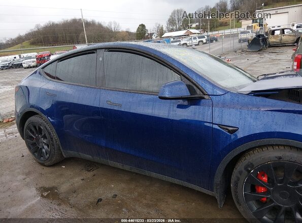 7SAYGDEF9RF169843 2024 TESLA MODEL Y Blue 
