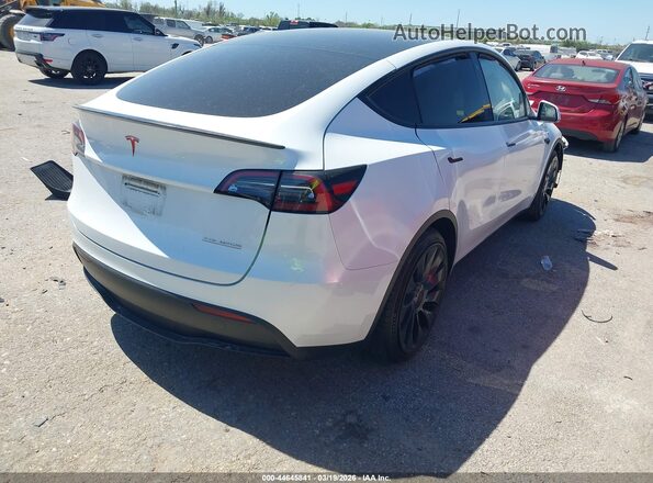 7SAYGDEFXPF701775 2023 TESLA MODEL Y Белый Задняя правая четверть
