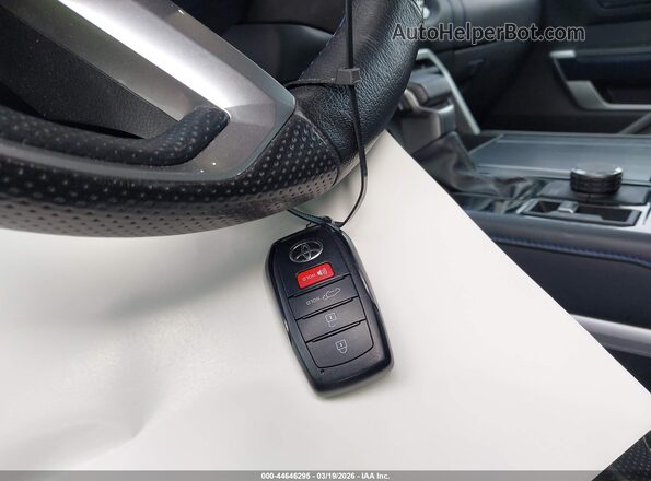 7SVAAABA0RX029425 2024 TOYOTA SEQUOIA White Widok deski rozdzielczej
