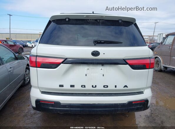 7SVAAABA0RX029425 2024 TOYOTA SEQUOIA White 