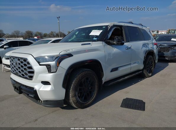 7SVAAABA8SX071007 2025 TOYOTA SEQUOIA White Front left