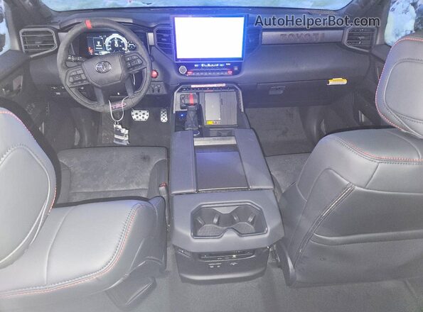 7SVAAABA9TX082454 2026 TOYOTA SEQUOIA Черный Вид панели приборов