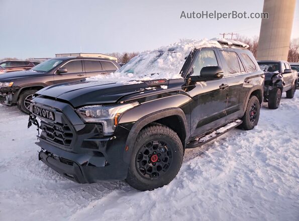 7SVAAABA9TX082454 2026 TOYOTA SEQUOIA Черный Передняя левая четверть