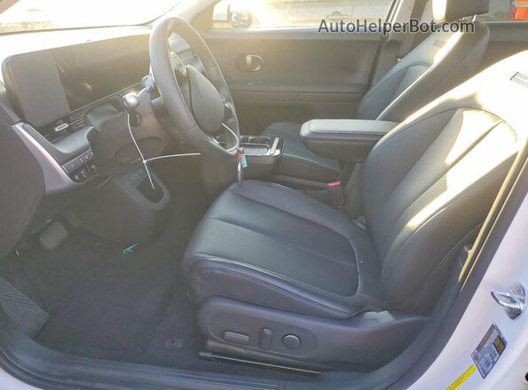 7YAKN4DA4SY001993 2025 HYUNDAI IONIQ Белый Вид салона спереди