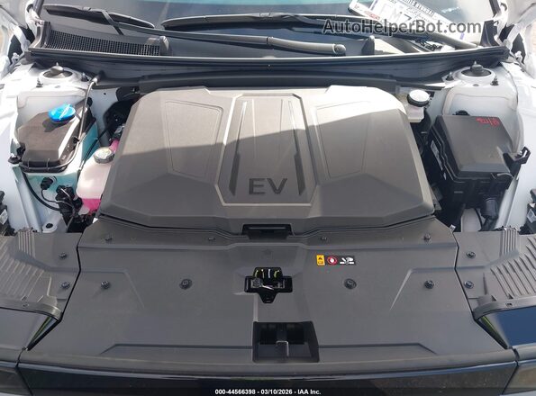 7YAKN4DA8TY049739 2026 HYUNDAI IONIQ 5 Белый Вид сзади