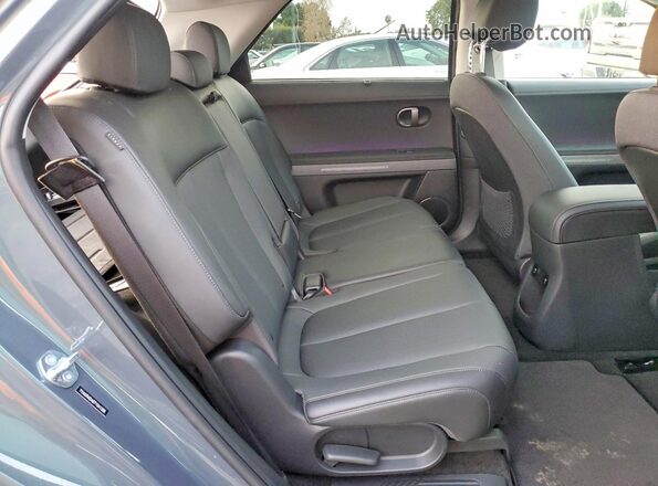 7YAKR4DA8TY041368 2026 HYUNDAI IONIQ Gray Widok wnętrza z tyłu