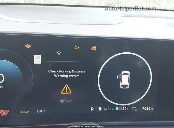 7YAMUFS33TY005353 2026 HYUNDAI IONIQ 9 White Rear seats view