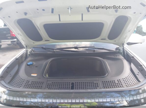 7YAMUFS33TY005353 2026 HYUNDAI IONIQ 9 White Rear view