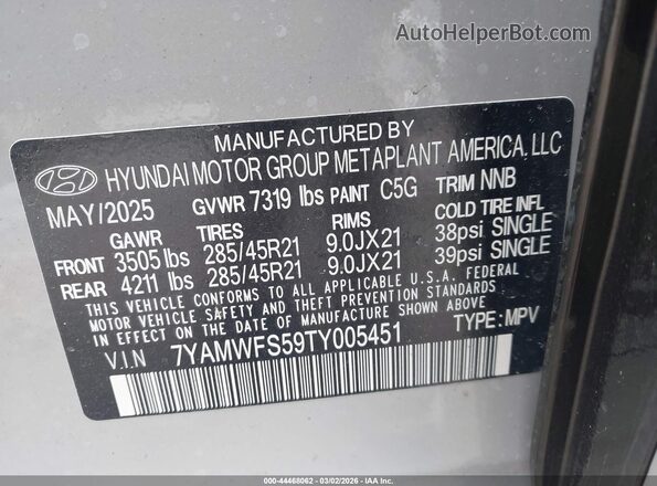 7YAMWFS59TY005451 2026 HYUNDAI IONIQ 9 Gray Vista del compartimento del motor