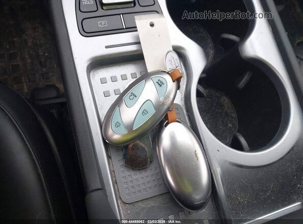 7YAMWFS59TY005451 2026 HYUNDAI IONIQ 9 Gray Vista del salpicadero