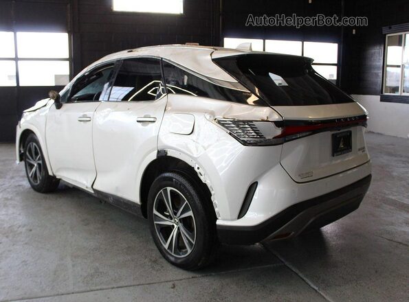 2T2BAMCA7PC027001 2023 LEXUS RX Белый Вид спереди