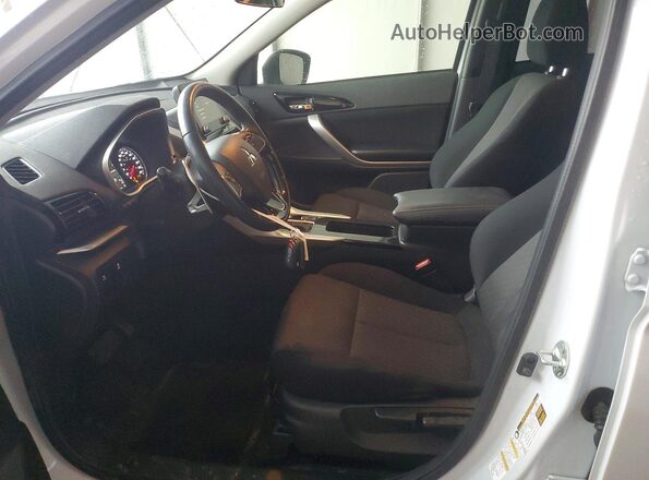 JA4ATVAAXNZ607343 2022 MITSUBISHI ECLIPSE Белый Вид панели приборов