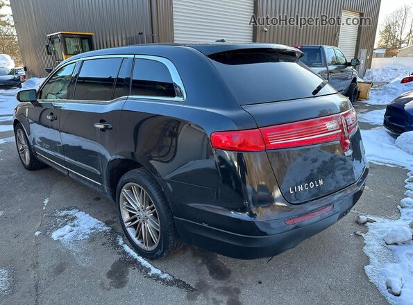 2LMHJ5AT5KBL03699 2019 LINCOLN MKT Черный Передняя правая четверть