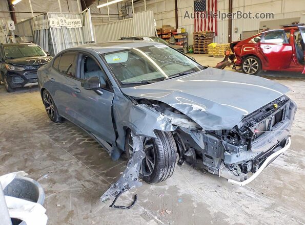 7JRL12FK0RG320231 2024 VOLVO S60 Gray Widok z przodu