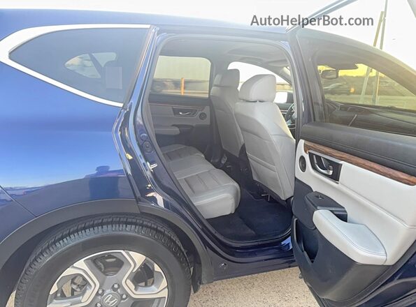 7FARW1H88JE038430 2018 HONDA CRV Синий Вид салона спереди