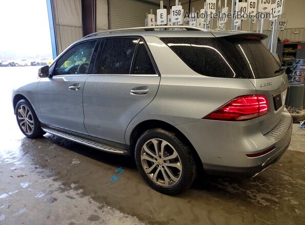 4JGDA5HB3GA704520 2016 MERCEDES-BENZ GLE Серебряный Задняя правая четверть