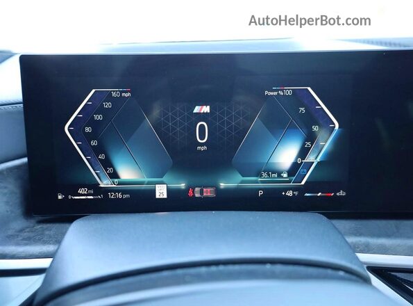 5UX23EM04P9RR2231 2023 BMW X7 White Instrument cluster view