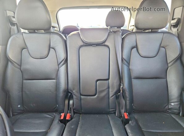 YV4A22PKXJ1378045 2018 VOLVO XC90 Белый Вид задней части салона