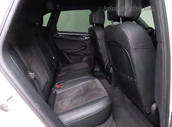 WP1AA2A52KLB07610 2019 PORSCHE MACAN Белый Вид салона спереди