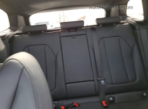 5UXTR9C59KLD94423 2019 BMW X3 Черный Вид задней части салона
