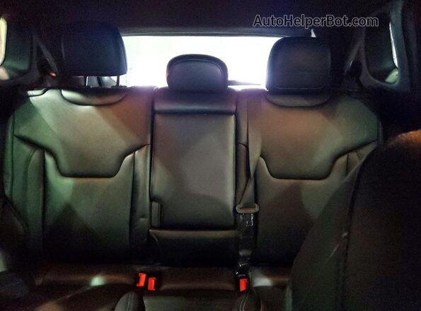 3C4NJDCN5TT184229 2026 JEEP COMPASS Красный Вид задней части салона